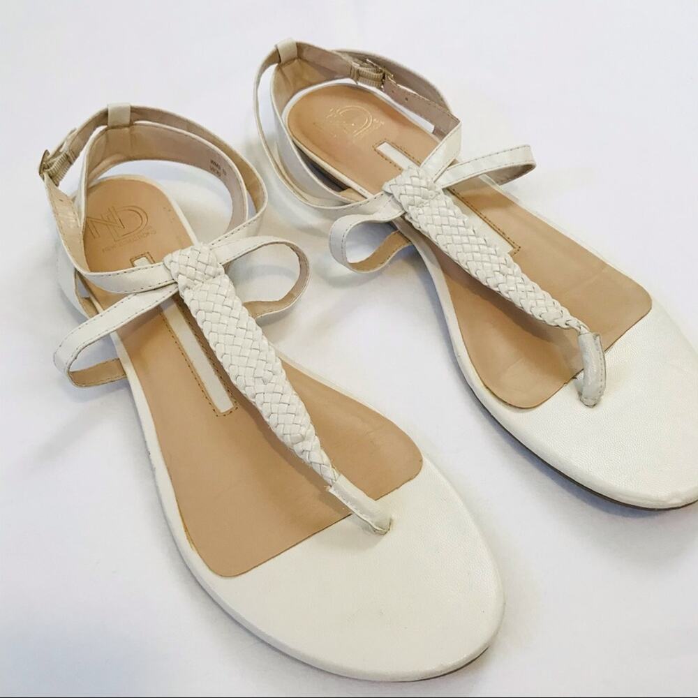 New Directions Sandals - Picture 3 of 6